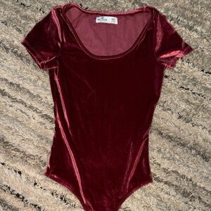 Hollister Velvet Scoop Neck Burgundy Bodysuit